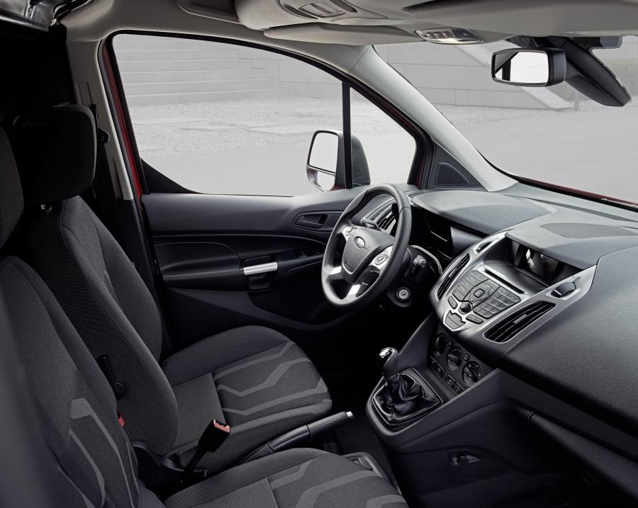  Ford Transit Connect LWB 2015 года  (фото 11 из 16)